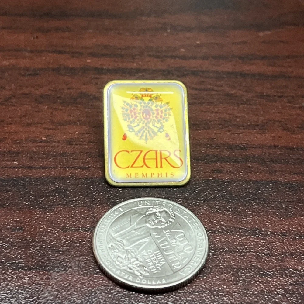 Czars‎ Memphis Tennessee Museum Art Installation Lapel Hat Pin
